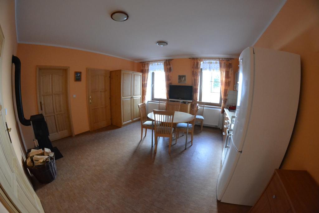 Apartmany U Jezera Na Namesti Фримбурк Экстерьер фото
